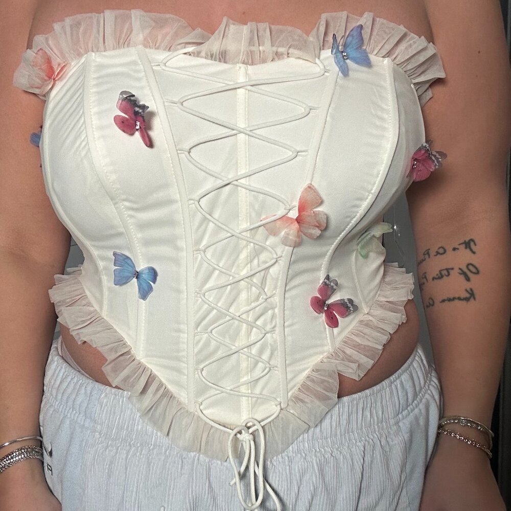 FASHION NOVA BUTTERFLY DETAIL CORSET TOP